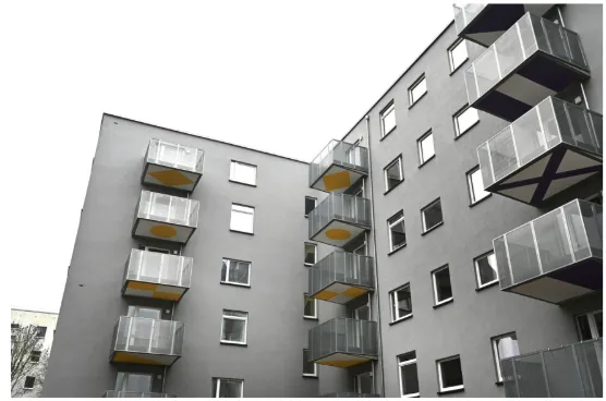 Moderne 2-Zimmer-Neubauwohnung mit Balkon, Einbauküche und Aufzug — photo 1